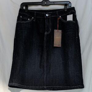 JAG stretch Denim Skirt in Dark Blue (sz 10)
